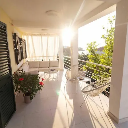 Summer House Nadini Dvori Villa